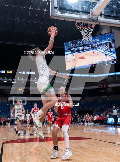 Thumbnail 2 in Columbus vs. Tatum (UIL 3A Basketball Division I Final) photogallery.