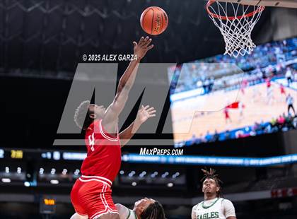 Thumbnail 3 in Columbus vs. Tatum (UIL 3A Basketball Division I Final) photogallery.
