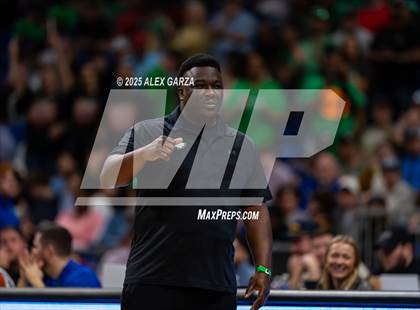 Thumbnail 2 in Columbus vs. Tatum (UIL 3A Basketball Division I Final) photogallery.