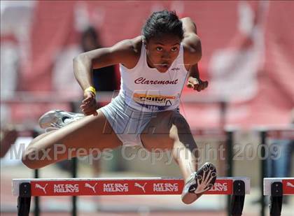 Thumbnail 1 in Mt. San Antonio College Relays photogallery.
