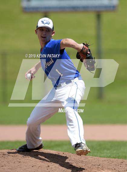 Thumbnail 2 in St. Paul Catholic vs. Coventry (CIAC Class S Semifinal) photogallery.