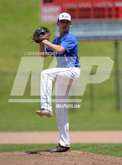 Thumbnail 3 in St. Paul Catholic vs. Coventry (CIAC Class S Semifinal) photogallery.