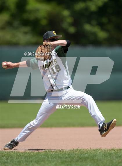 Thumbnail 3 in St. Paul Catholic vs. Coventry (CIAC Class S Semifinal) photogallery.