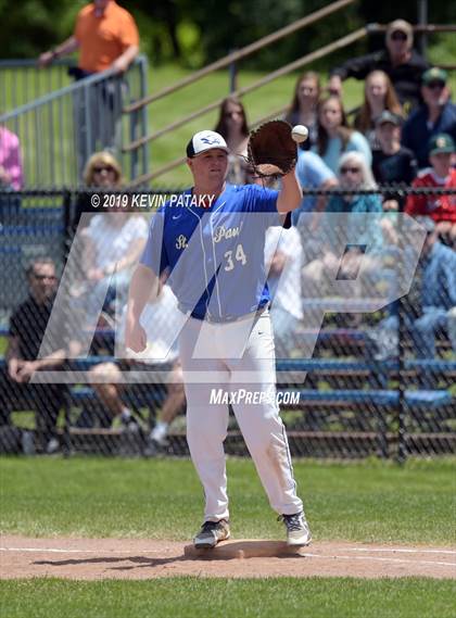 Thumbnail 3 in St. Paul Catholic vs. Coventry (CIAC Class S Semifinal) photogallery.