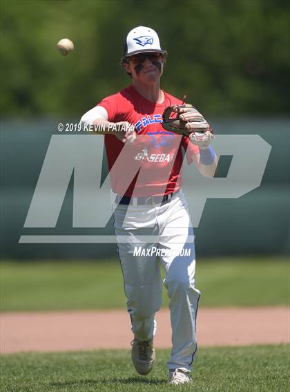 Thumbnail 3 in St. Paul Catholic vs. Coventry (CIAC Class S Semifinal) photogallery.
