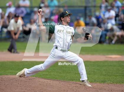 Thumbnail 3 in St. Paul Catholic vs. Coventry (CIAC Class S Semifinal) photogallery.