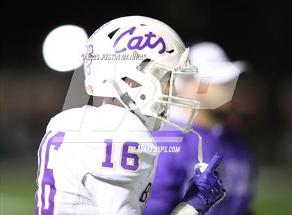 Thumbnail 2 in Booneville @ Glen Rose (AAA 3A Quarterfinal) photogallery.
