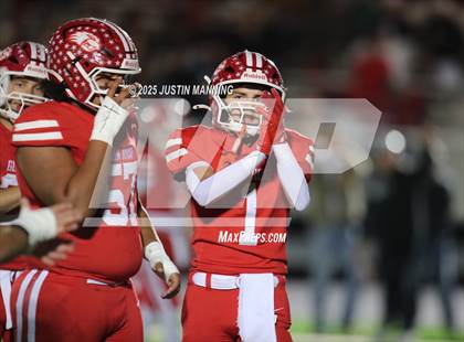 Thumbnail 3 in Booneville @ Glen Rose (AAA 3A Quarterfinal) photogallery.