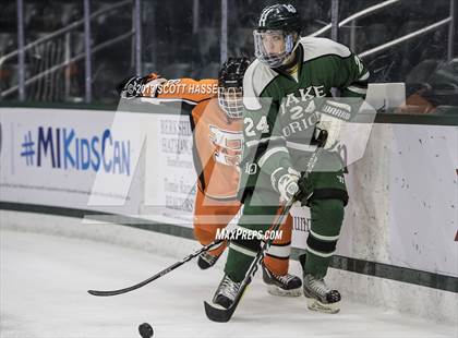 Thumbnail 2 in Rockford vs Lake Orion photogallery.