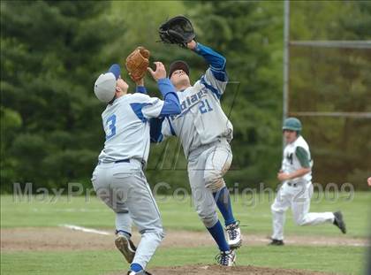 Thumbnail 2 in Newington @ Maloney photogallery.