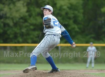 Thumbnail 2 in Newington @ Maloney photogallery.