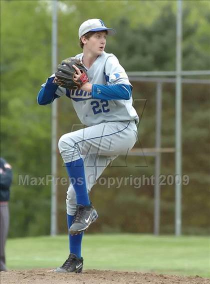 Thumbnail 2 in Newington @ Maloney photogallery.