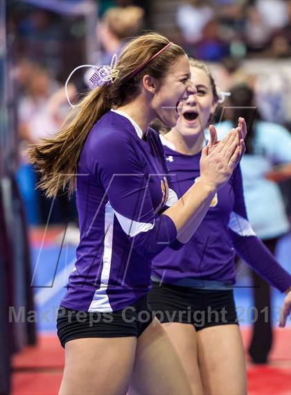 Thumbnail 3 in Eaton vs. Holy Family (CHSAA 3A Semifinal) photogallery.