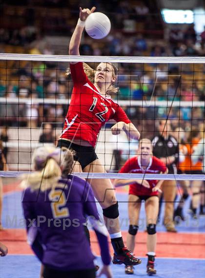 Thumbnail 1 in Eaton vs. Holy Family (CHSAA 3A Semifinal) photogallery.