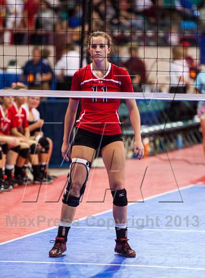 Thumbnail 2 in Eaton vs. Holy Family (CHSAA 3A Semifinal) photogallery.