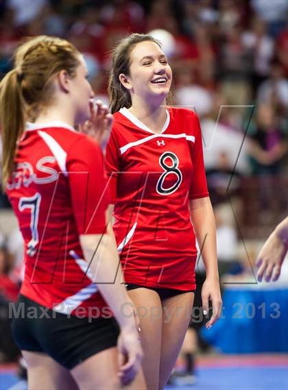 Thumbnail 1 in Eaton vs. Holy Family (CHSAA 3A Semifinal) photogallery.