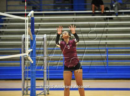 Thumbnail 2 in Reagan vs. Waltrip photogallery.