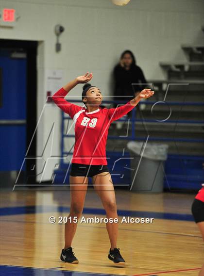 Thumbnail 2 in Reagan vs. Waltrip photogallery.