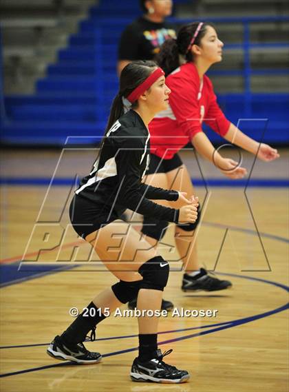 Thumbnail 1 in Reagan vs. Waltrip photogallery.