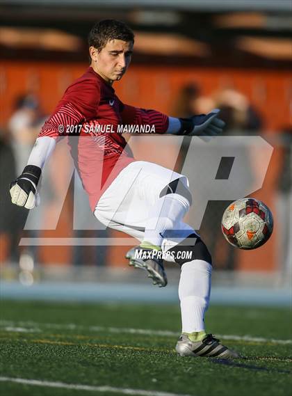 Thumbnail 2 in Chaminade vs  Loyola photogallery.