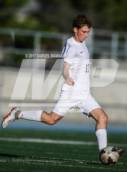 Thumbnail 3 in Chaminade vs  Loyola photogallery.