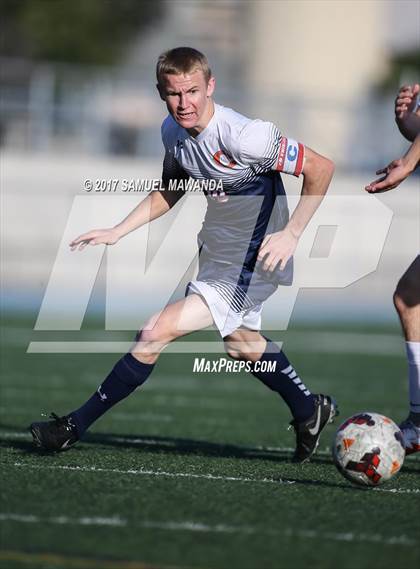 Thumbnail 2 in Chaminade vs  Loyola photogallery.