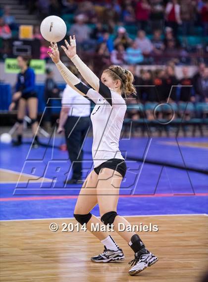 Thumbnail 3 in Manitou Springs vs. Pagosa Springs (CHSAA 3A Playoff) photogallery.