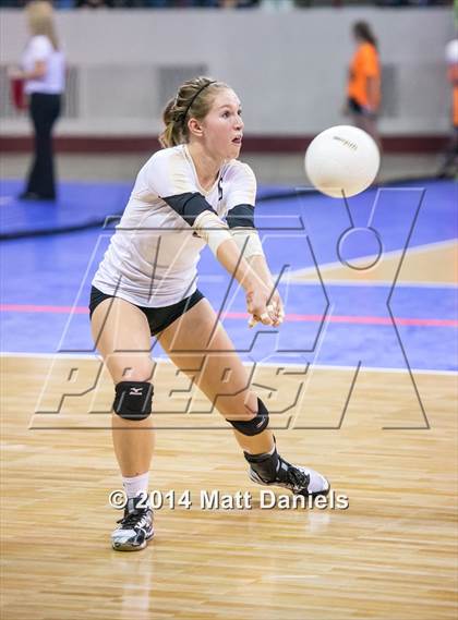 Thumbnail 3 in Manitou Springs vs. Pagosa Springs (CHSAA 3A Playoff) photogallery.