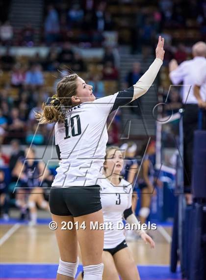 Thumbnail 2 in Manitou Springs vs. Pagosa Springs (CHSAA 3A Playoff) photogallery.