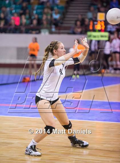 Thumbnail 3 in Manitou Springs vs. Pagosa Springs (CHSAA 3A Playoff) photogallery.