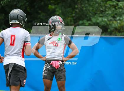 Thumbnail 3 in South Gibson vs Center Hill (U of Memphis 7v7) photogallery.