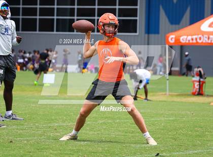 Thumbnail 3 in South Gibson vs Center Hill (U of Memphis 7v7) photogallery.