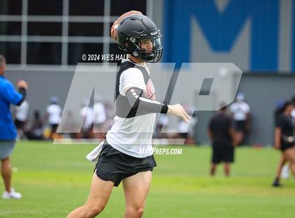 Thumbnail 2 in South Gibson vs Center Hill (U of Memphis 7v7) photogallery.