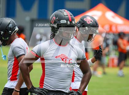 Thumbnail 3 in South Gibson vs Center Hill (U of Memphis 7v7) photogallery.