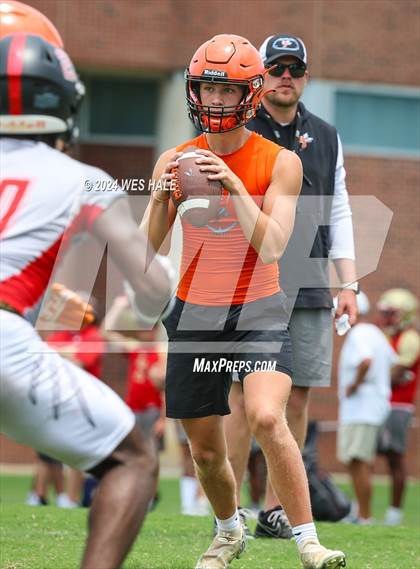 Thumbnail 1 in South Gibson vs Center Hill (U of Memphis 7v7) photogallery.