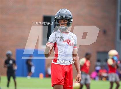 Thumbnail 2 in South Gibson vs Center Hill (U of Memphis 7v7) photogallery.