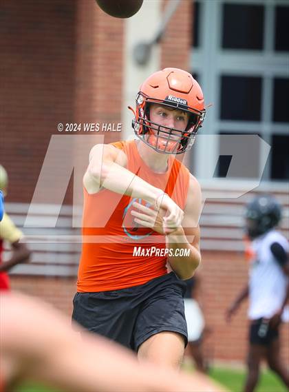 Thumbnail 1 in South Gibson vs Center Hill (U of Memphis 7v7) photogallery.