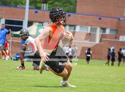 Thumbnail 3 in South Gibson vs Center Hill (U of Memphis 7v7) photogallery.