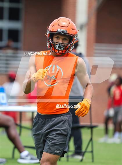 Thumbnail 2 in South Gibson vs Center Hill (U of Memphis 7v7) photogallery.