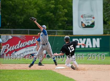 Thumbnail 2 in Roseville vs. Tartan (Section 4AAA Playoffs) photogallery.