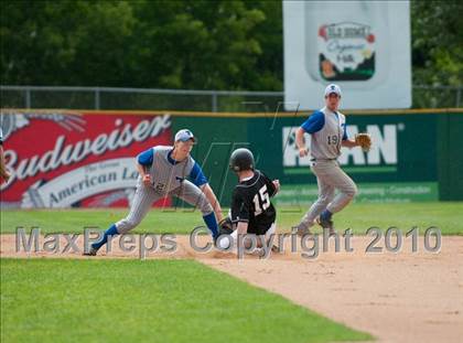 Thumbnail 3 in Roseville vs. Tartan (Section 4AAA Playoffs) photogallery.