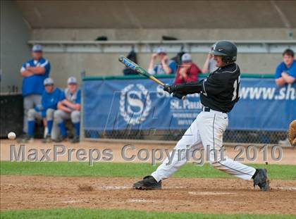 Thumbnail 2 in Roseville vs. Tartan (Section 4AAA Playoffs) photogallery.