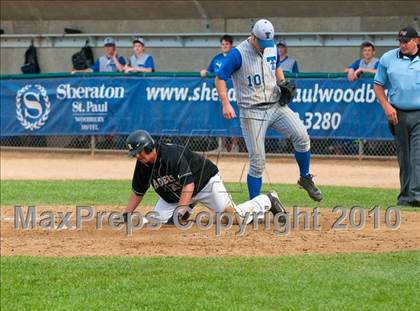 Thumbnail 1 in Roseville vs. Tartan (Section 4AAA Playoffs) photogallery.