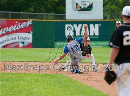 Thumbnail 3 in Roseville vs. Tartan (Section 4AAA Playoffs) photogallery.