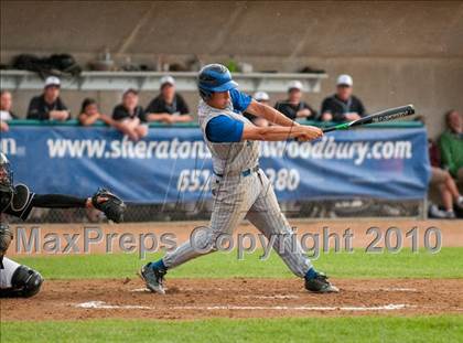 Thumbnail 3 in Roseville vs. Tartan (Section 4AAA Playoffs) photogallery.