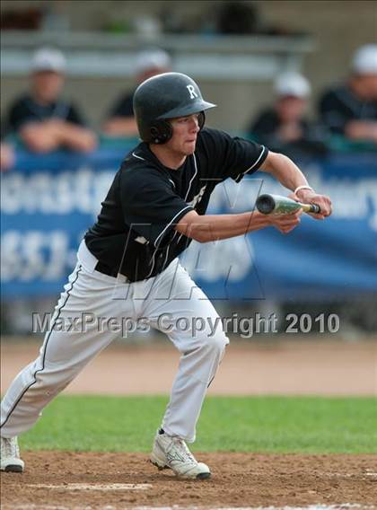 Thumbnail 3 in Roseville vs. Tartan (Section 4AAA Playoffs) photogallery.