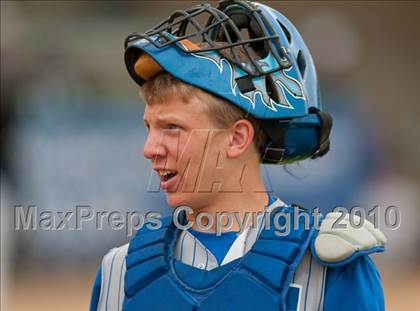 Thumbnail 2 in Roseville vs. Tartan (Section 4AAA Playoffs) photogallery.