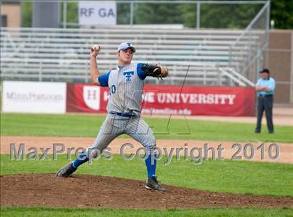 Thumbnail 2 in Roseville vs. Tartan (Section 4AAA Playoffs) photogallery.
