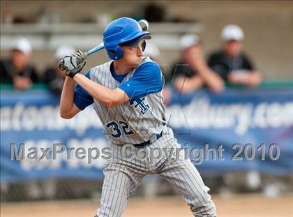 Thumbnail 3 in Roseville vs. Tartan (Section 4AAA Playoffs) photogallery.
