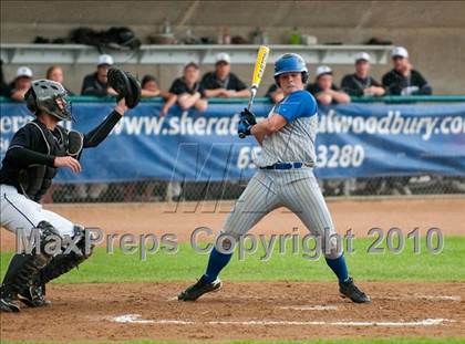 Thumbnail 3 in Roseville vs. Tartan (Section 4AAA Playoffs) photogallery.